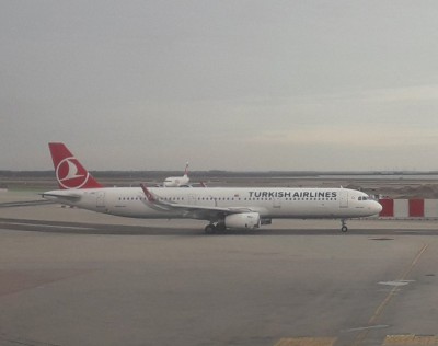 Volo Turkish Airlines per Istanbul pronto alla partenza.