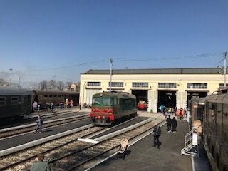 D343-1030 raro esemplare ancora con i vetri frontali originali