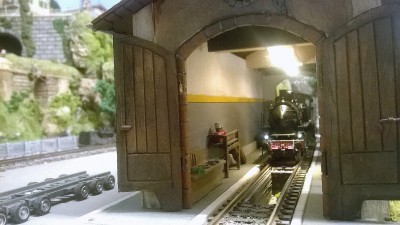 GR625 interno rimessa.jpg