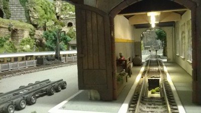 interno rimessa 3.jpg