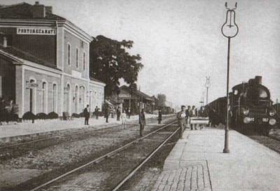 Fig.-12.-Stazione-ferroviaria-anni-’20-40-in-Perfetti-Carlorosi-Buschi-2007-88..jpg