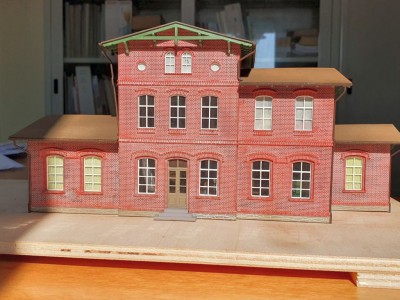 Stazione_front_full_1.jpg