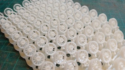 Ruote più realistiche meno precise e fragili