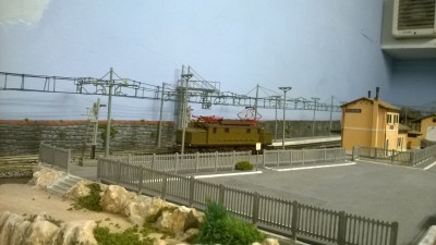 Il fabbricato viaggiatori della stazione.