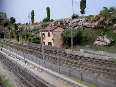 Nel frattempo ho ridipinto il casello della linea bassa.