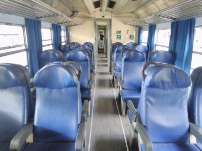Interni ALn 668.1118 in servizio con il treno Regionale Parma - Brescia