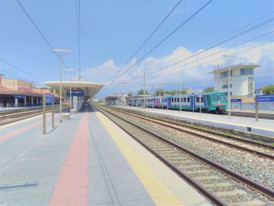 Stazione di Viareggio.