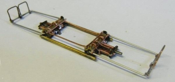 E.554 - Montaggio trolley