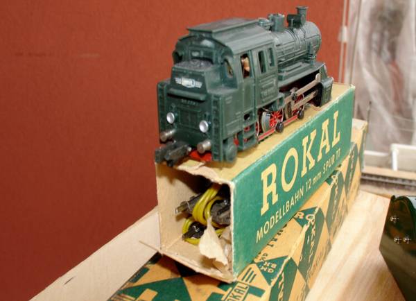 Treno Rokal Confezioni