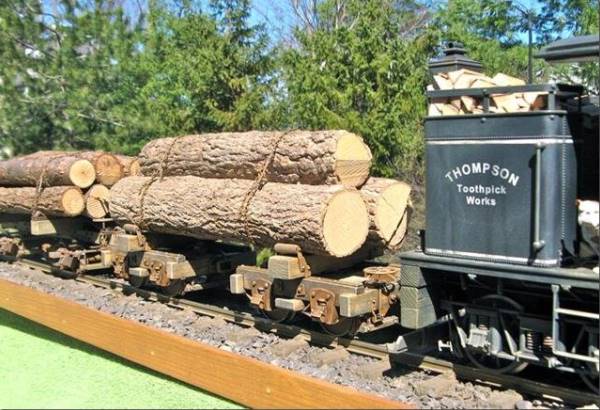 LOG CAR