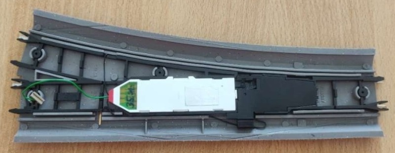 Deviatoio Roco Line con motore Roco 42624