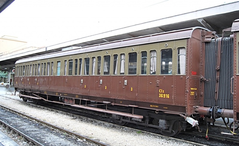 Serie 36.000 tipo 1933R "Centoporte" - CIz 36.916