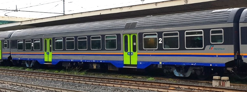 Carrozza Medie Distanze Vestiboli Centrali - MDVC