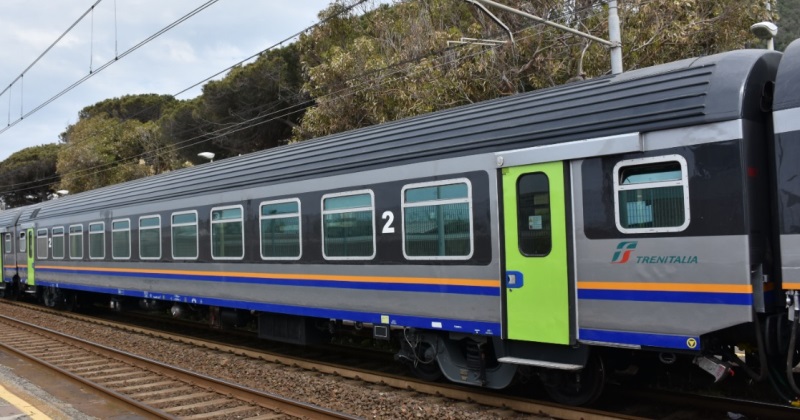 Carrozza Medie Distanze Vestiboli Estremità - MDVE
