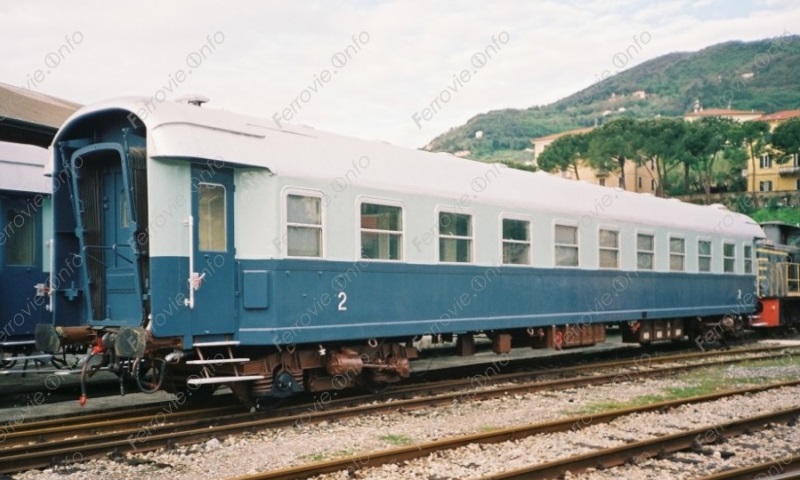Serie 45.000 tipo 1957 - Bz Treno Azzurro