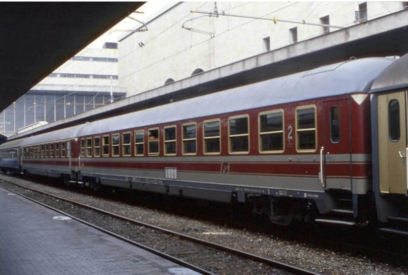UIC-X