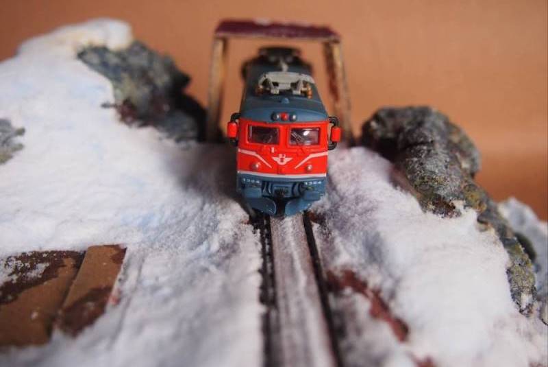 Il diorama in costruzione