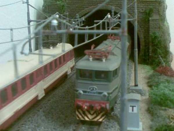 Incrocio fra treni