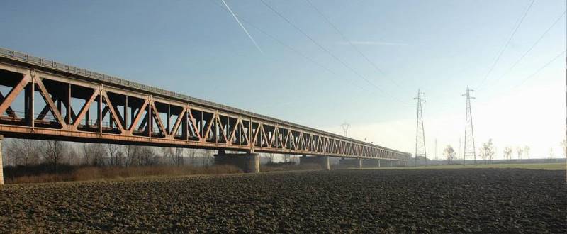 Ponte sul PO