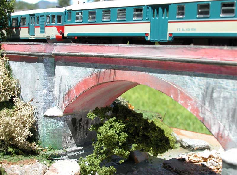 Il ponte in scala