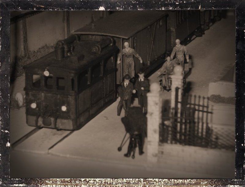 Un tram in bianco e nero