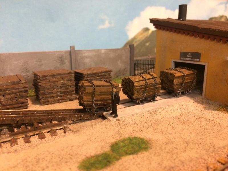 Treno cantiere traverse