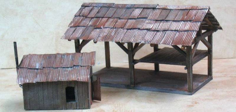 Magazzino e baracca
