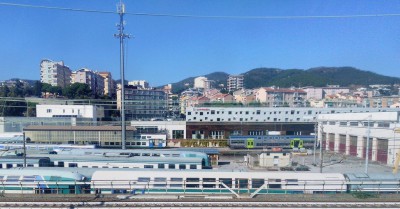 Impianti ferroviari di Savona Parco Doria. Questo impianto si occupa della manutenzione di numerosi treni in servizio nella Regione Liguria