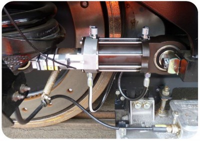 ster_rad.jpg (112.76 KiB) Visto 5856 volte Attuatore sterzatura radiale passiva