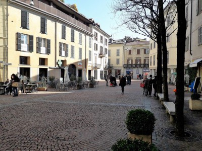 Varese. Piazza Carducci.