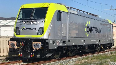 traxx_captrain.jpg