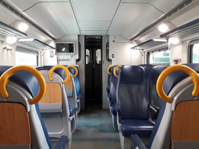 Interni piano ammezzato (sopra carrello) treno Vivalto