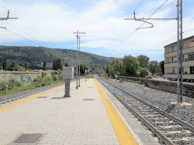 Stazione di Prato Porta al Serraglio - binari lato Firenze