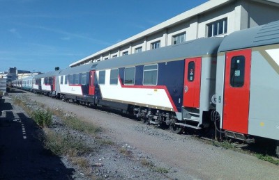 Vettura barellata ricavata dalla trasformazione di una carrozza tipo UIC-X