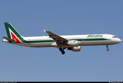 Airbus A 321 I-BIXL in servizio regolare nel Giugno 2018 a Roma Fiumicino