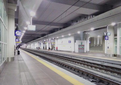 Stazione di Bologna Centrale. Binari dedicati ai servizi alta velocità.