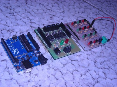 Arduino Uno + RGB + Carnate Shield