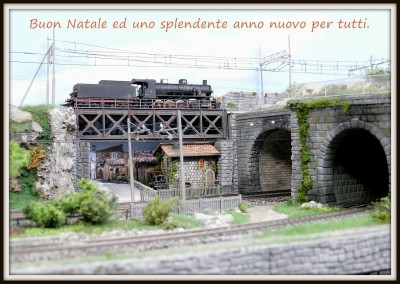Il ponte d'acciaio, sospeso sul mulino all'ingresso della stazione di Roccafredda.<br />trissa 2019
