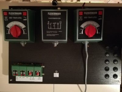 Quadro comandi con materiale trovato a buon prezzo su ebay