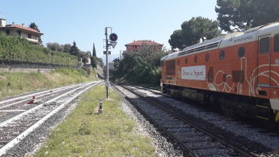 Stazione di Iseo. Segnale di partenza binario 3