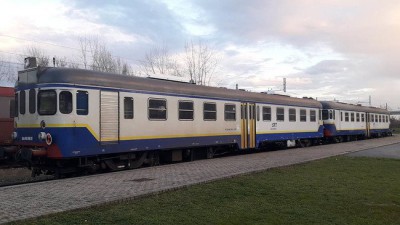 Due ALn 668 dismesse da GTT e ricevute al Museo Ferroviario Piemontese