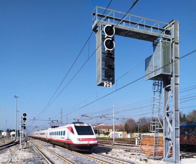 Freccia bianca Ravenna Roma Termini in partenza