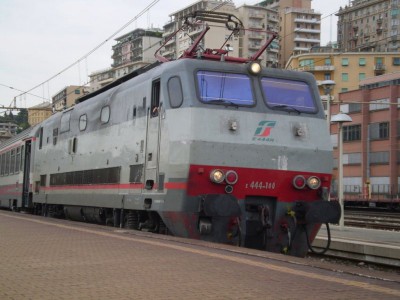 La E 444.100 a Genova Brignole nel 2009