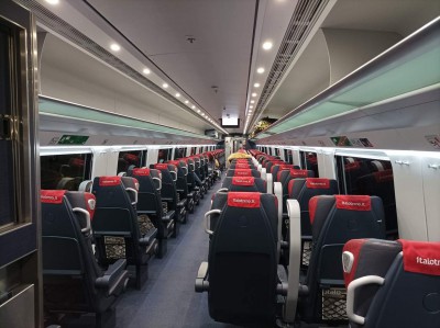 Interni treno ETR 675 &quot;Pendolino EVO&quot; di Italo. Ambiente Prima