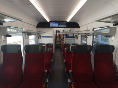 Interni seconda classe treno Traverso