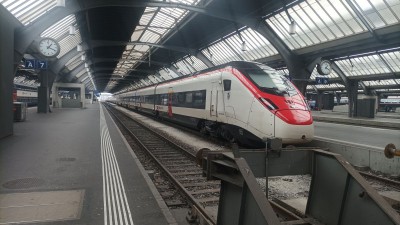 Un treno Giruno a Zurigo