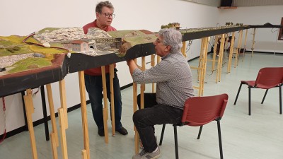 Al lavoro... si allestisce il modulare