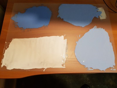 Spalmato usando una spatola da carrozziere