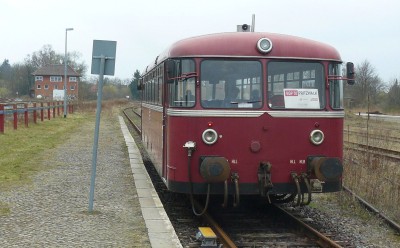 Uerdinger_Schienenbus_in_Pritzwalk.jpg
