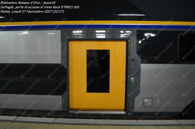 Porta ad anta unica ETR 521